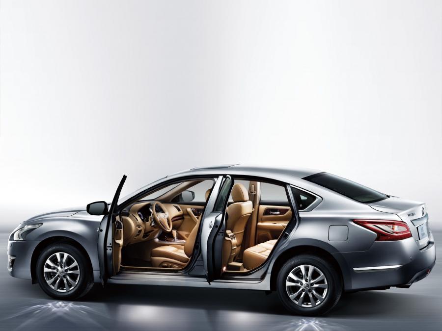  Nissan Teana 2013 года  (CN) (фото 8 из 13)